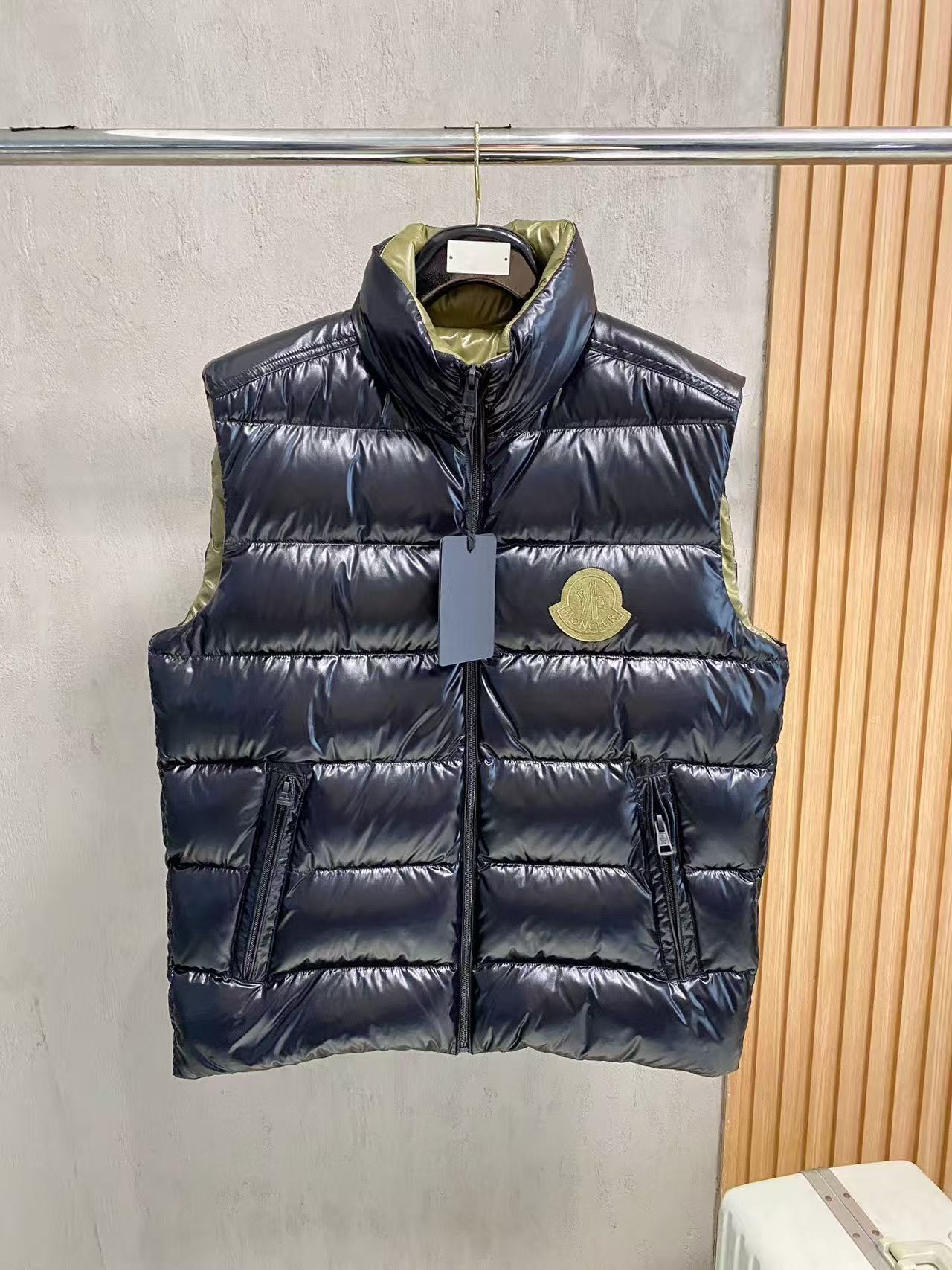 詳細な写真と価格については私に連絡してください。