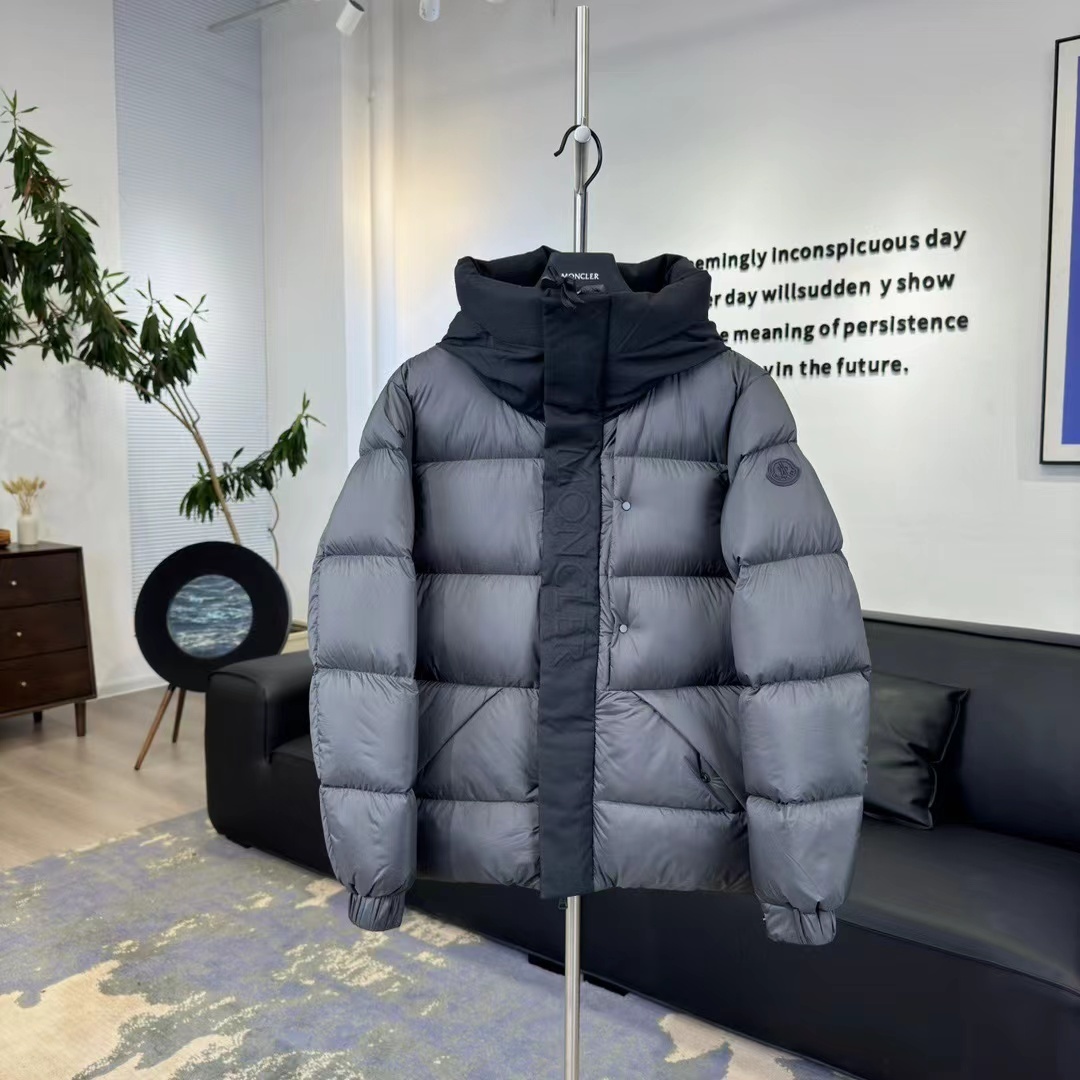 詳細な写真と価格については私に連絡してください。