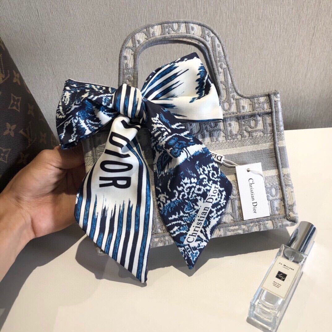 あなたは詳細な写真で私に連絡したい