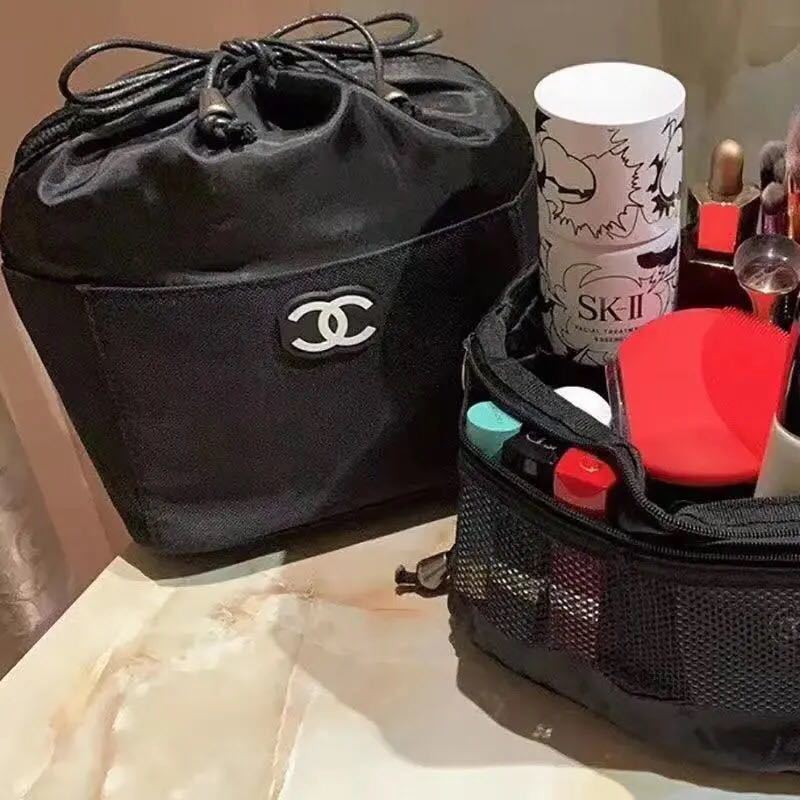 詳細な写真と価格については私に連絡してください。