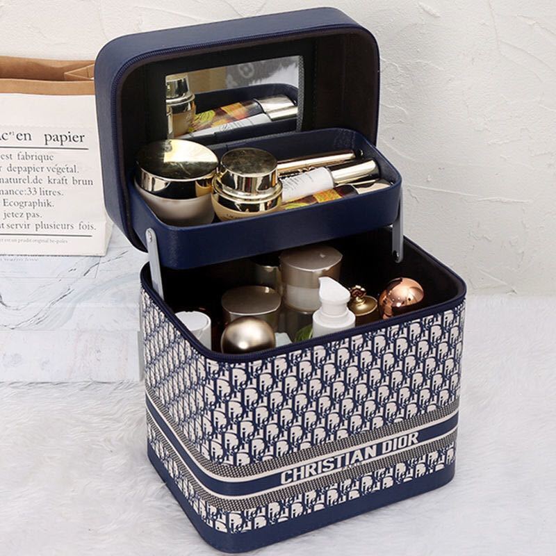 詳細な写真と価格については私に連絡してください。