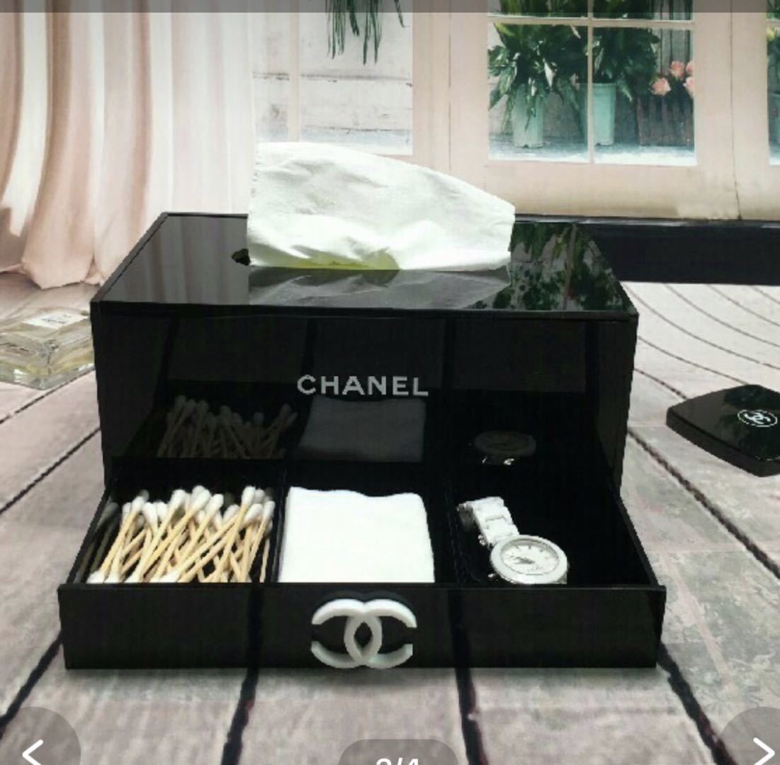 詳細な写真と価格については私に連絡してください。