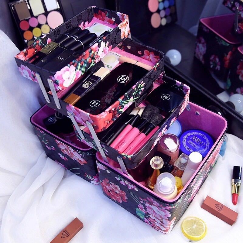 詳細な写真と価格については私に連絡してください。