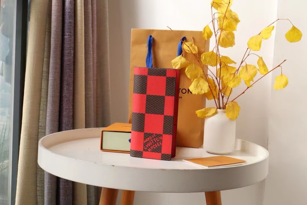 詳細な写真と価格については私に連絡してください