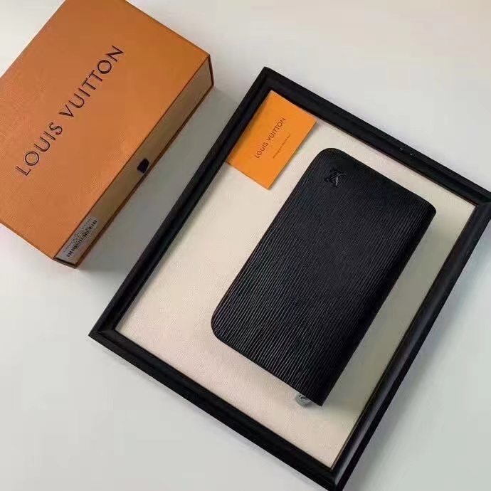 詳細な写真と価格については私に連絡してください