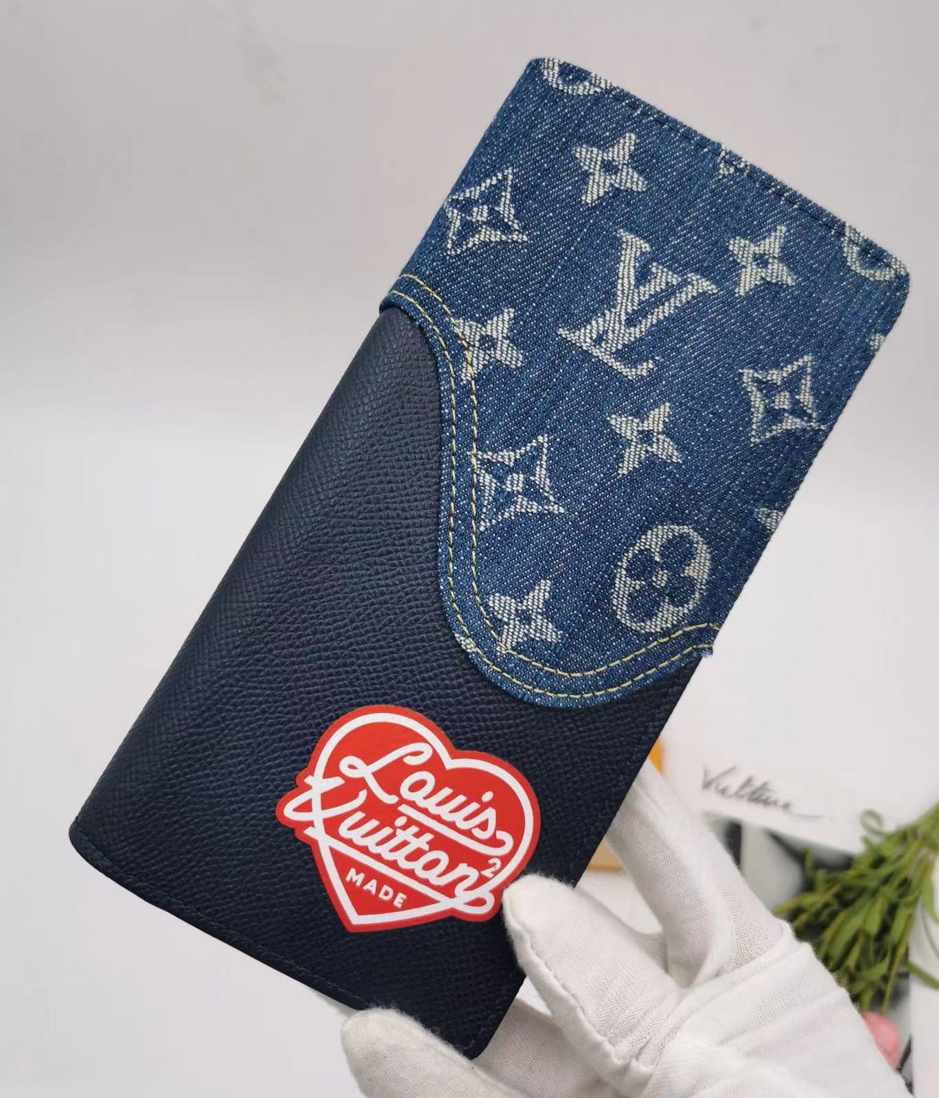 詳細な写真と価格については私に連絡してください