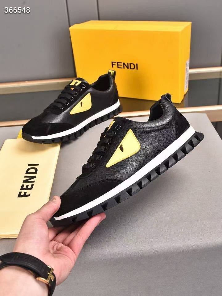 詳細な写真と価格については私に連絡してください