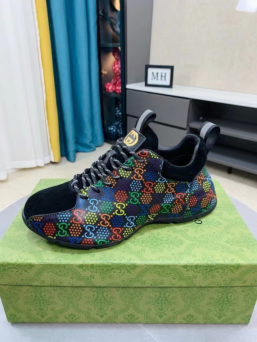 詳細な写真と価格については私に連絡してください