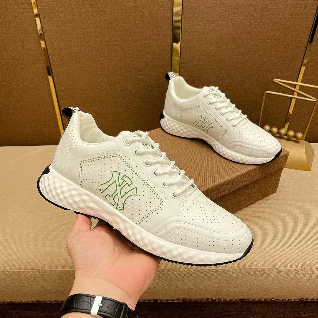 詳細な写真と価格については私に連絡してください