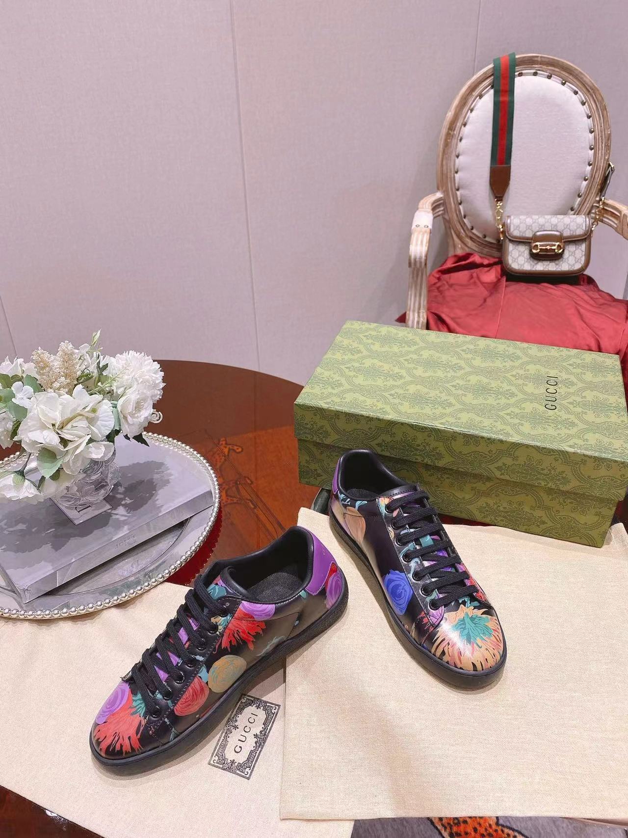 詳細な写真と価格については私に連絡してください