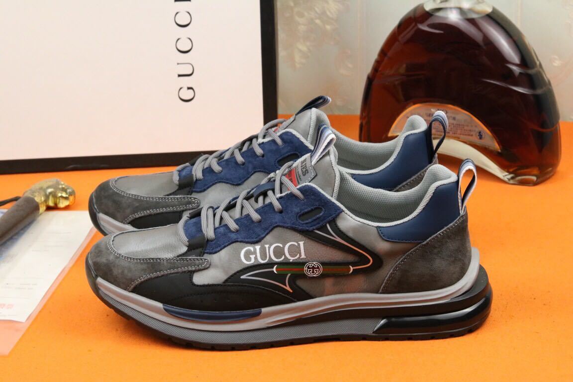 詳細な写真と価格については私に連絡してください