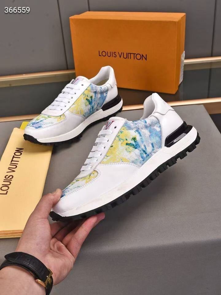 詳細な写真と価格については私に連絡してください