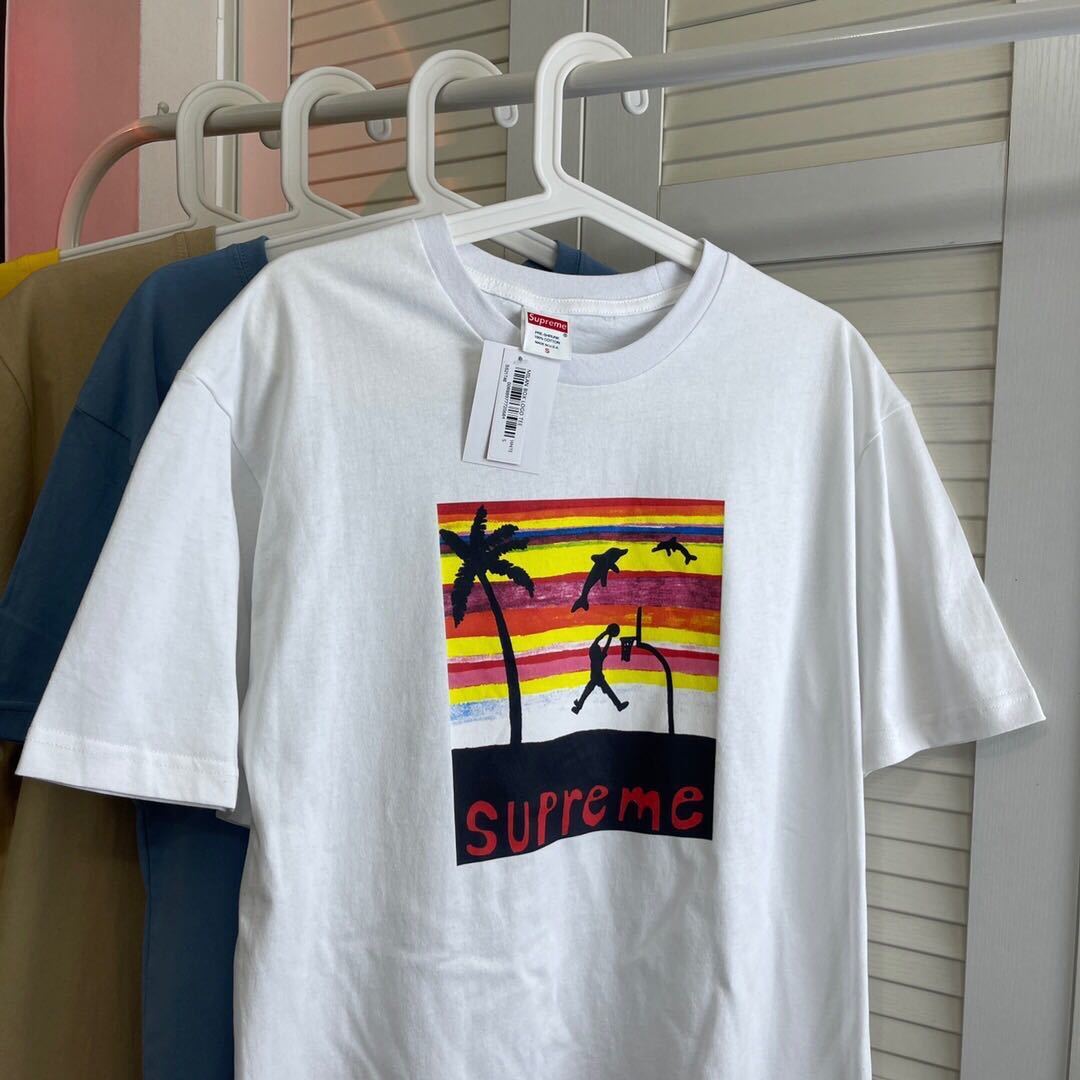 詳細な写真と価格については私に連絡してください