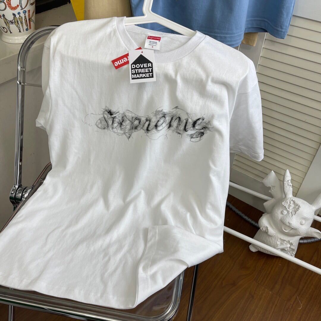 詳細な写真と価格については私に連絡してください