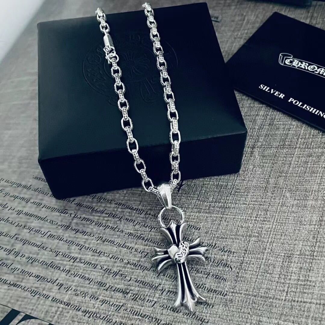 詳細な写真と価格については私に連絡してください