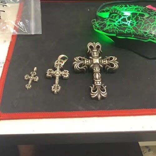 詳細な写真と価格については私に連絡してください