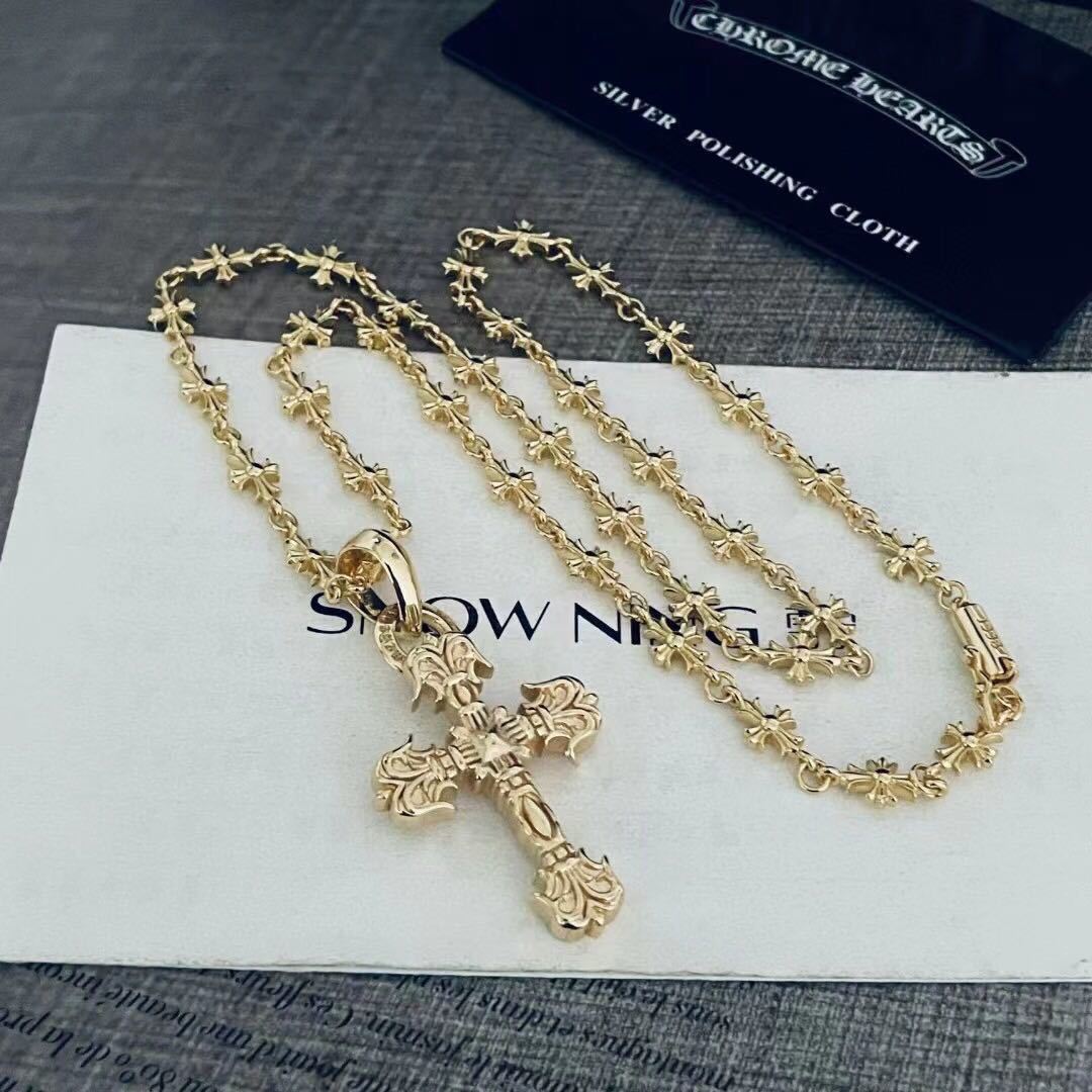 詳細な写真と価格については私に連絡してください