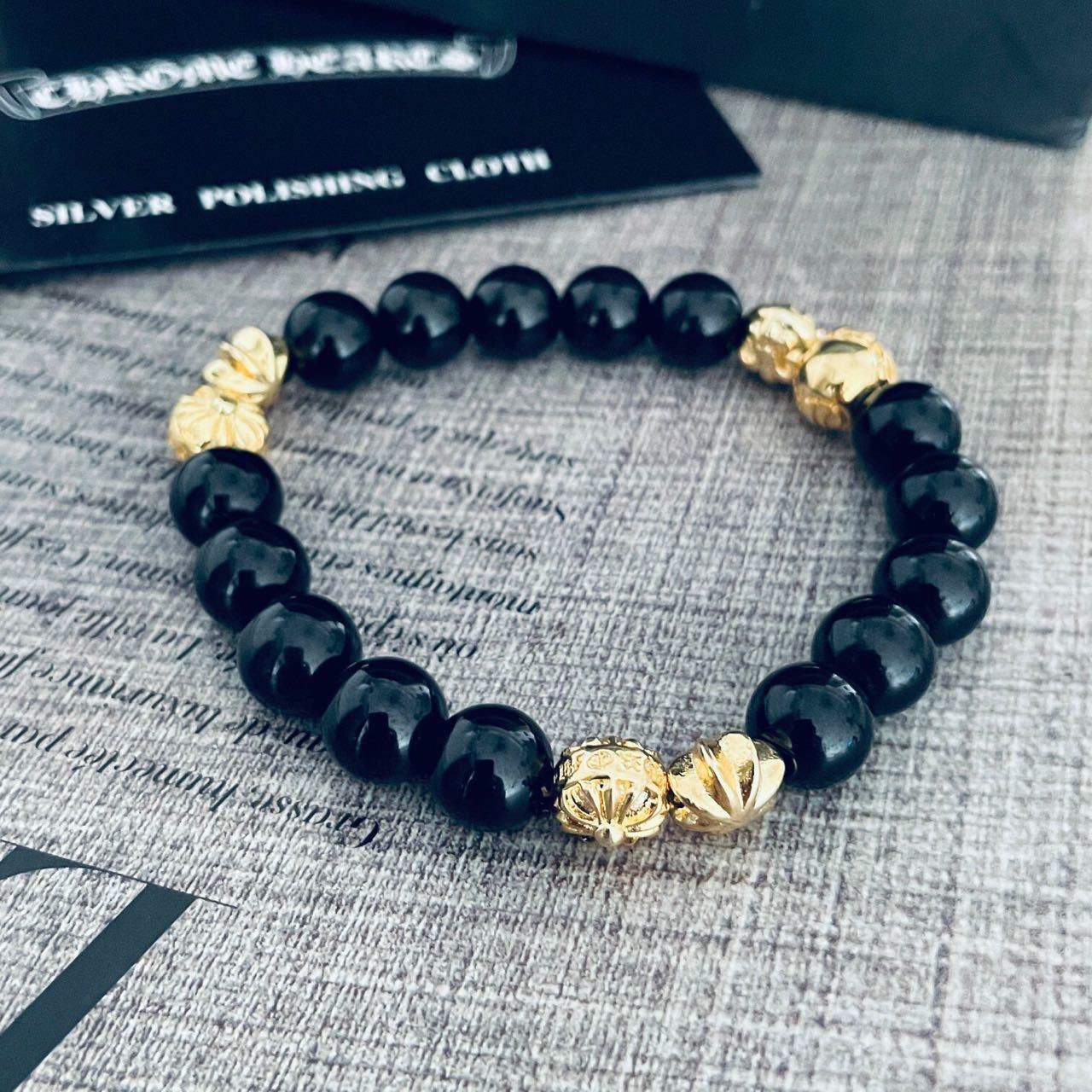 詳細な写真と価格については私に連絡してください