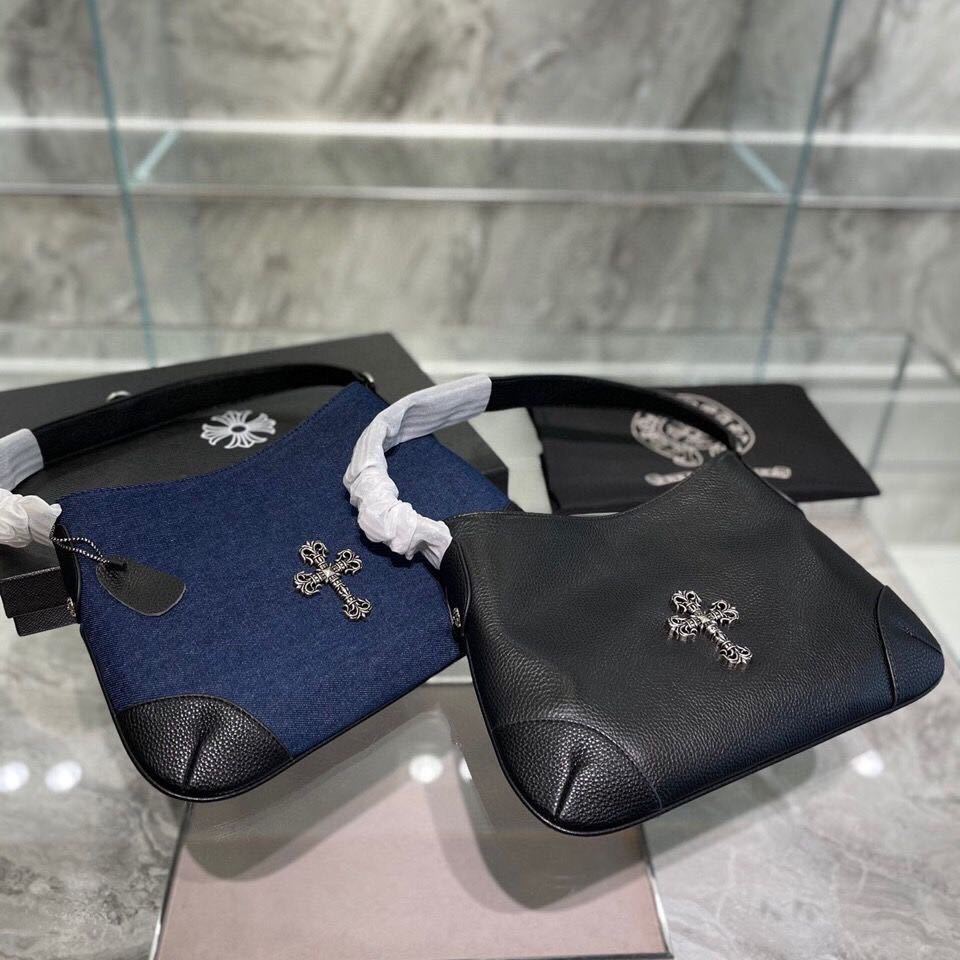 詳細な写真と価格については私に連絡してください