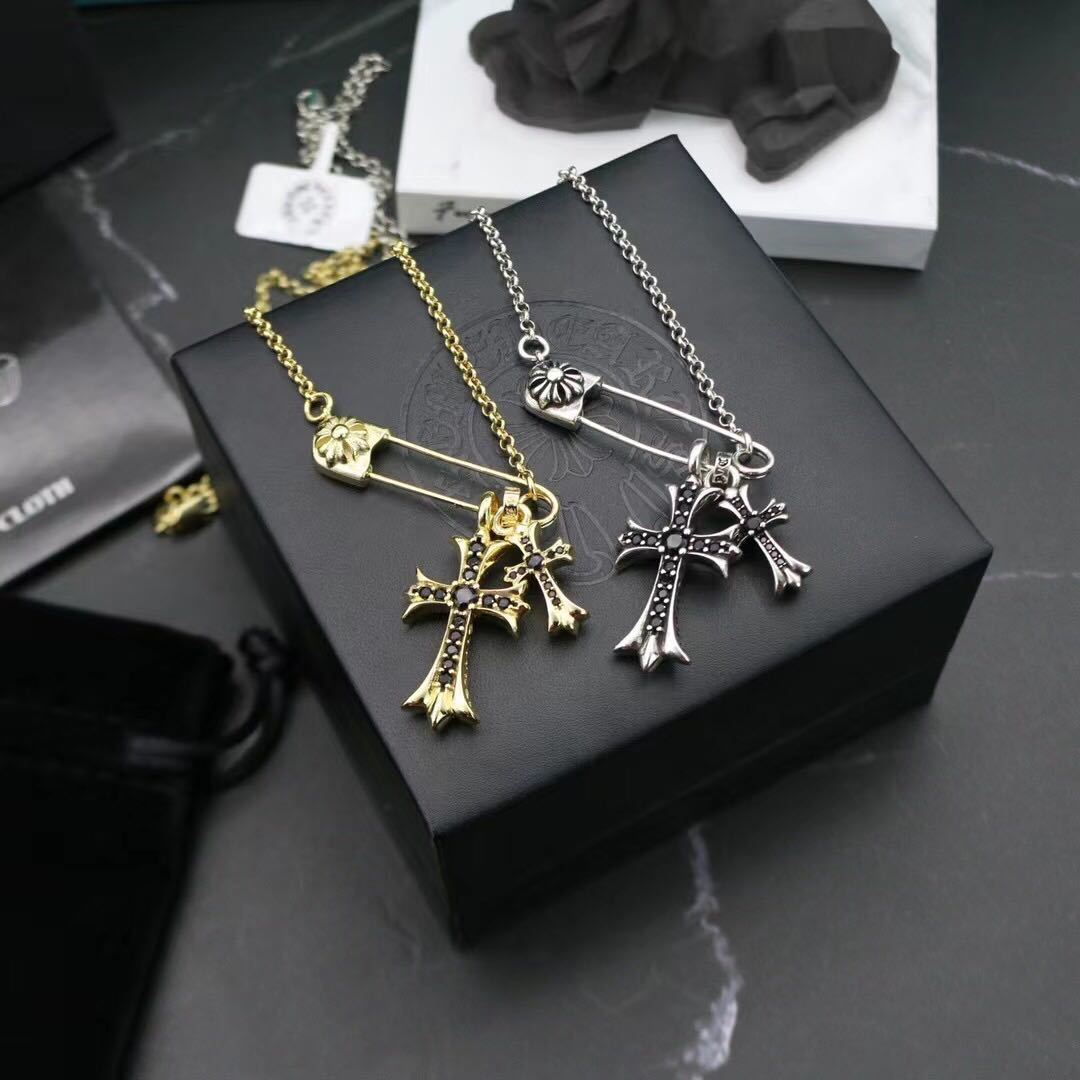 詳細な写真と価格については私に連絡してください