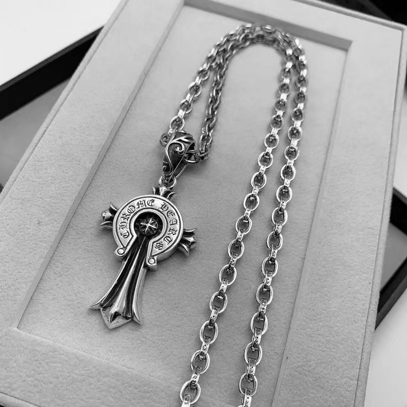 詳細な写真と価格については私に連絡してください