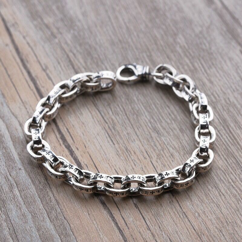 詳細な写真と価格については私に連絡してください