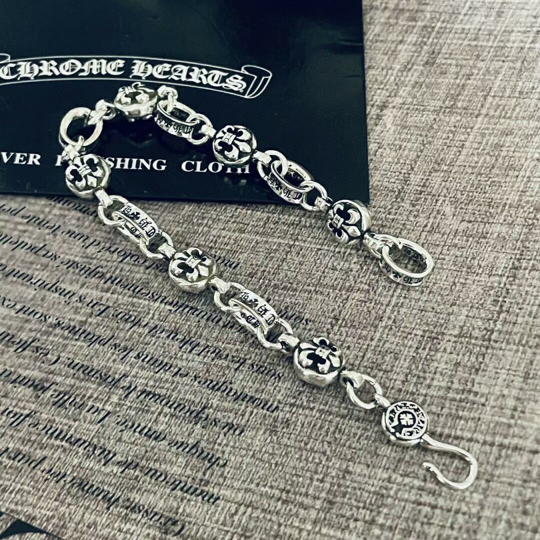 詳細な写真と価格については私に連絡してください