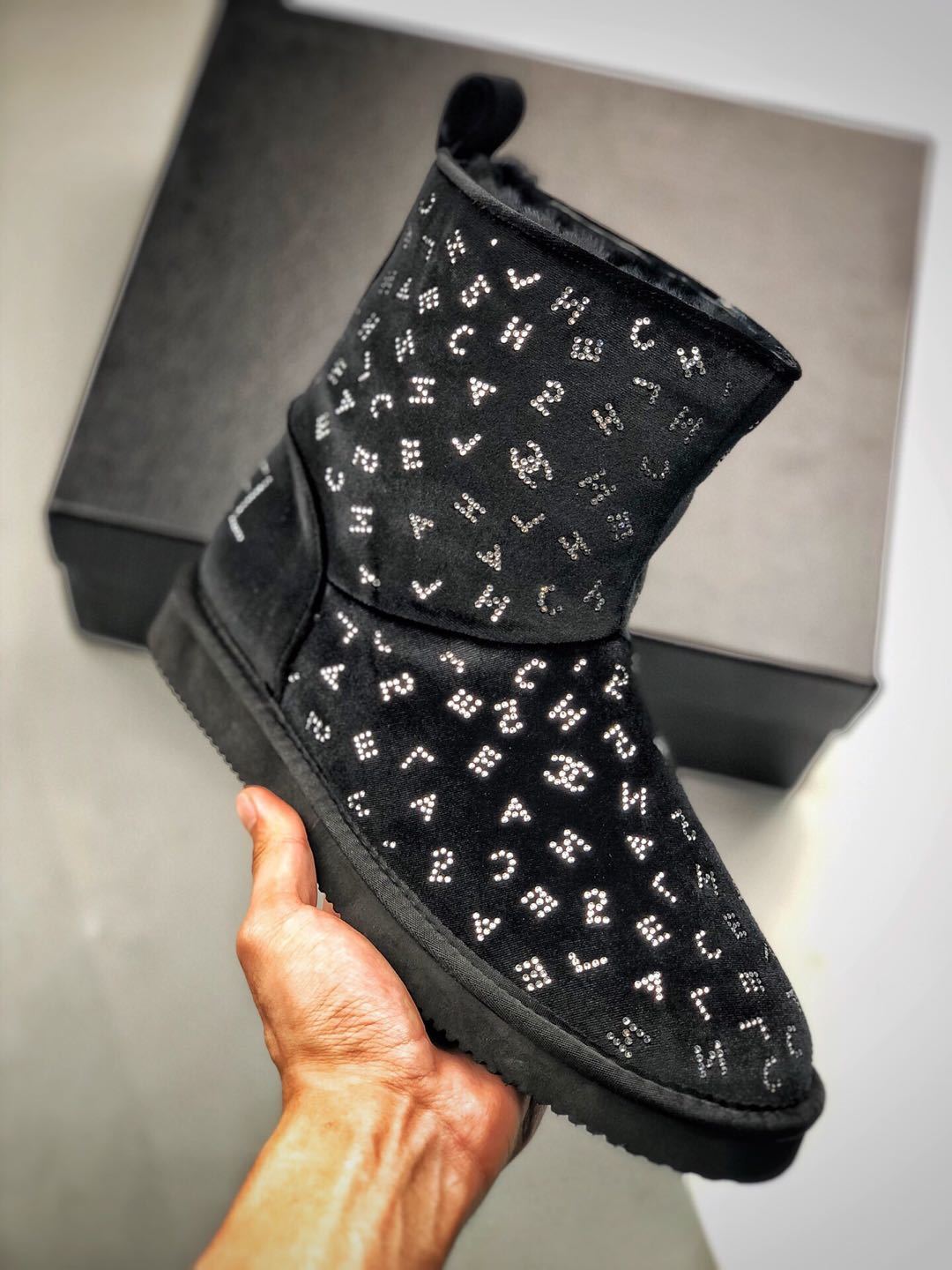 詳細な商品写真と価格については、私に連絡してください。