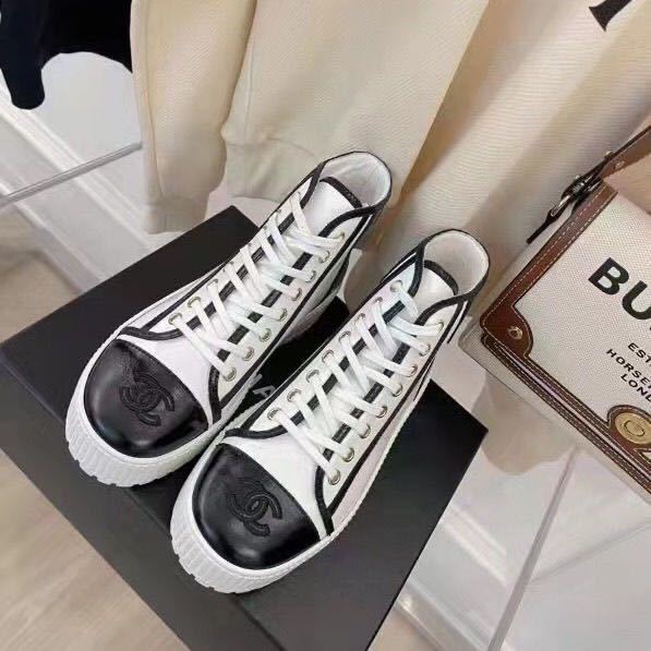 詳細な商品写真と価格については、私に連絡してください。