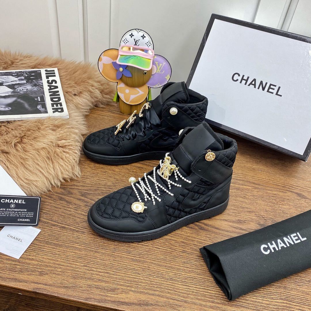 詳細な商品写真と価格については、私に連絡してください。