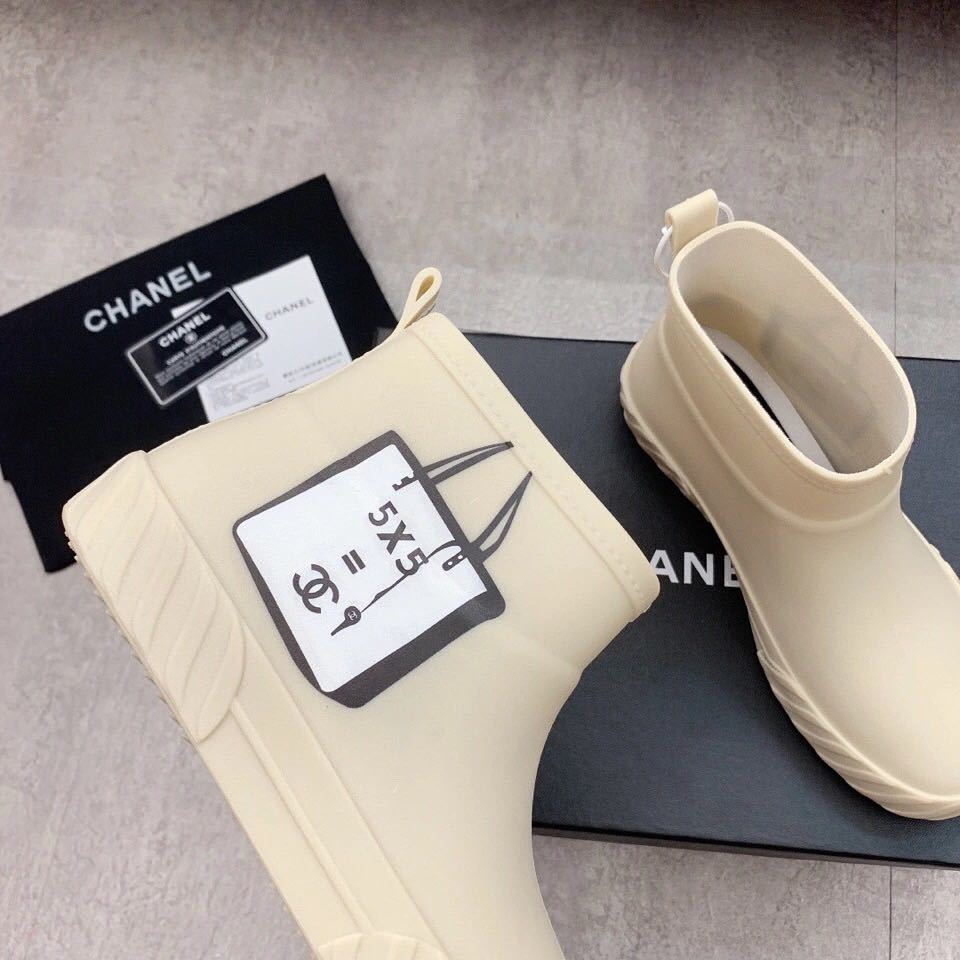 詳細な商品写真と価格については、私に連絡してください。