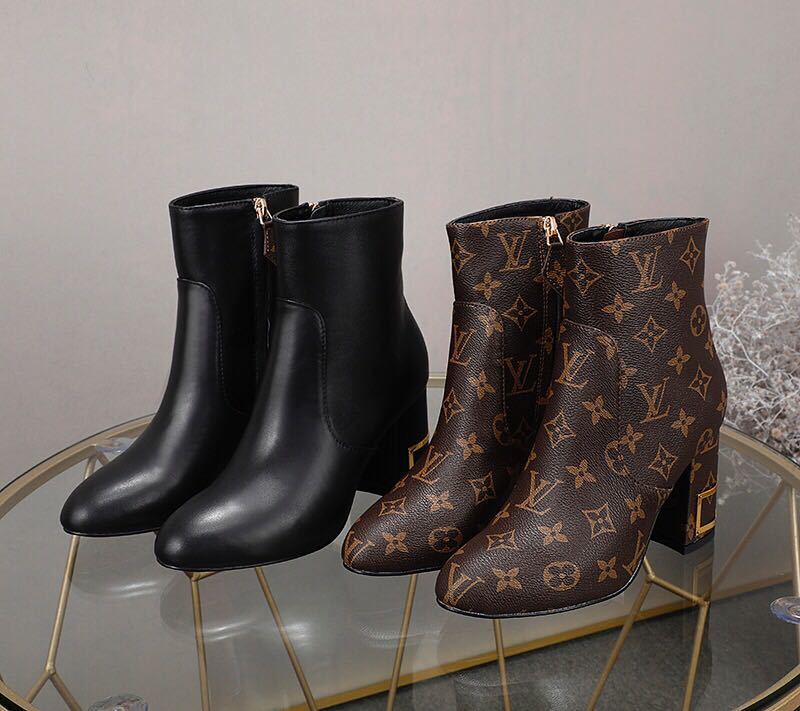 詳細な商品写真と価格については、私に連絡してください。