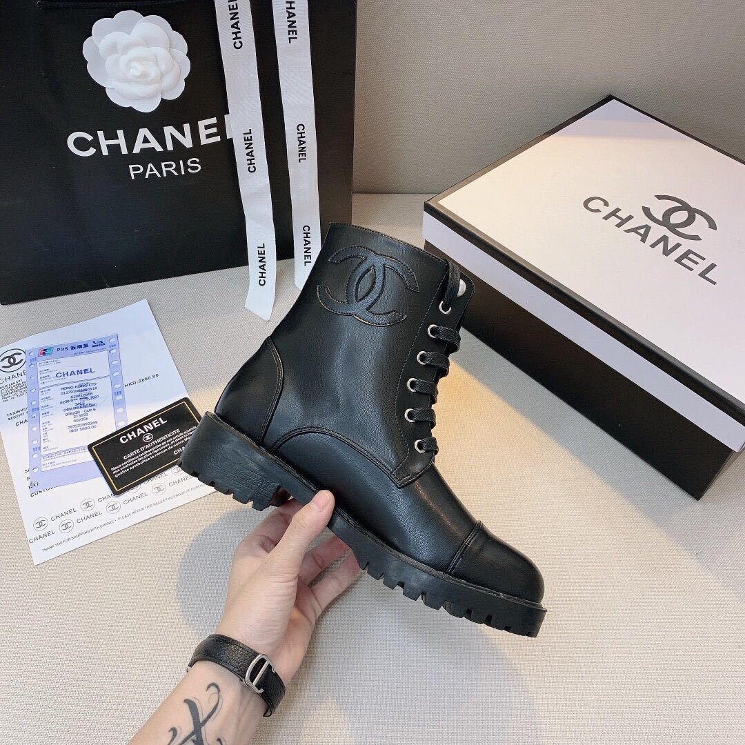 詳細な商品写真と価格については、私に連絡してください。