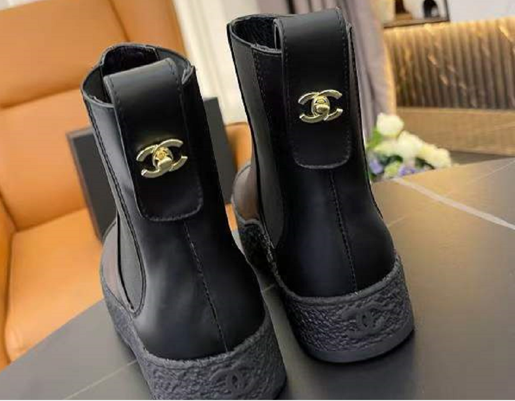 詳細な商品写真と価格については、私に連絡してください。