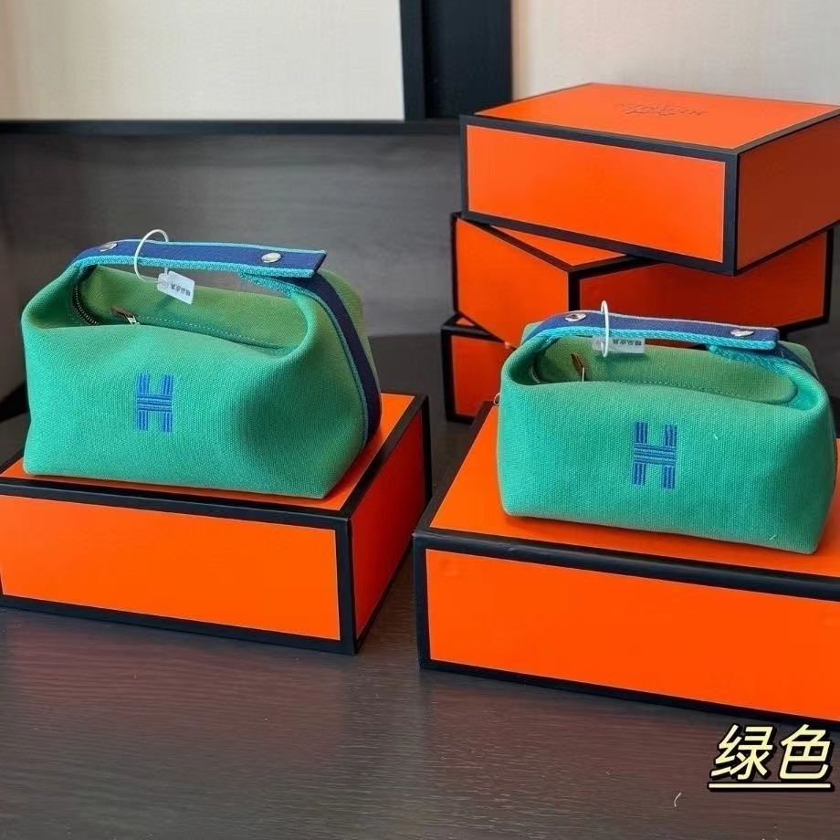 詳細な写真と価格については私に連絡してください。