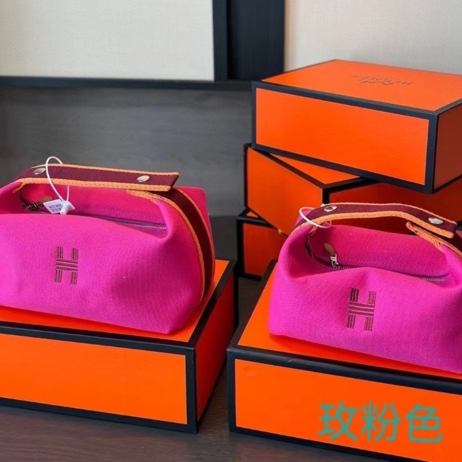 詳細な写真と価格については私に連絡してください。