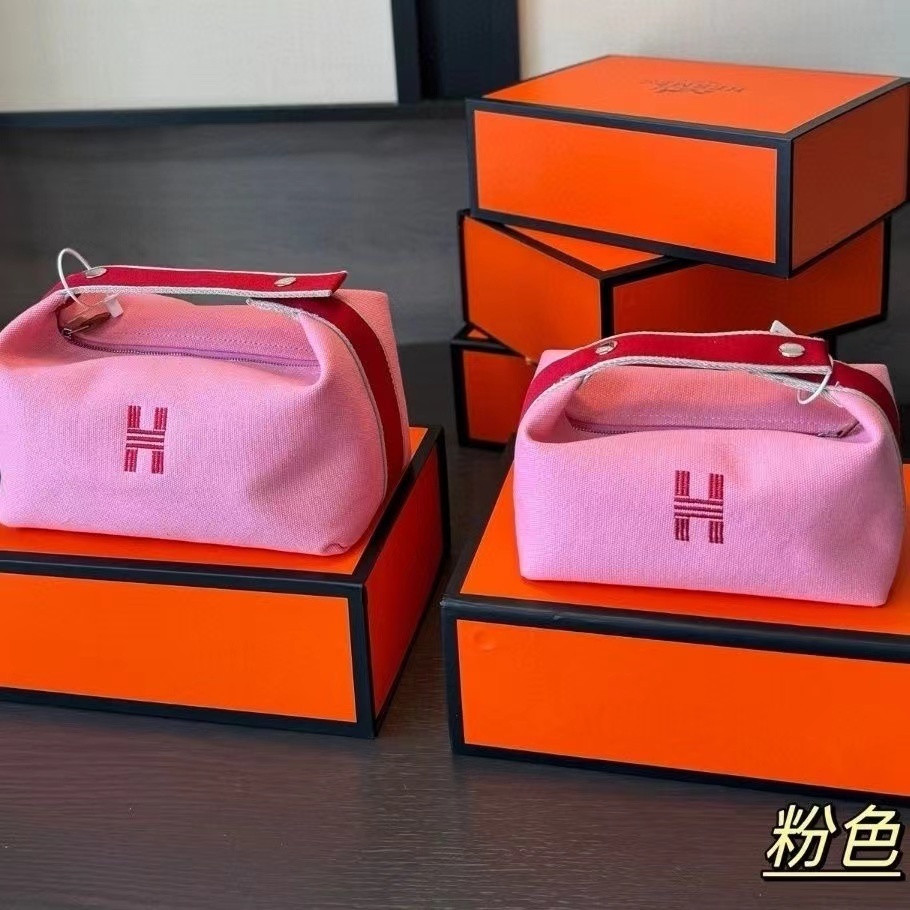 HERMESバッグ、財布、靴。