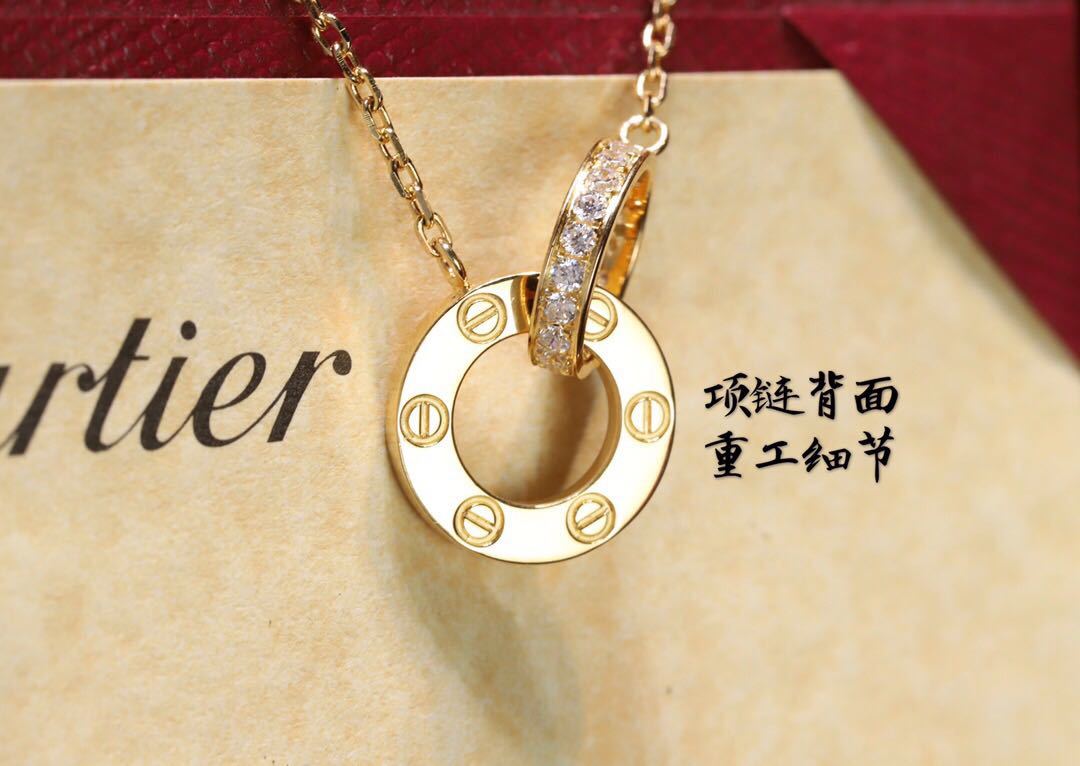 詳細な写真と価格については私に連絡してください。