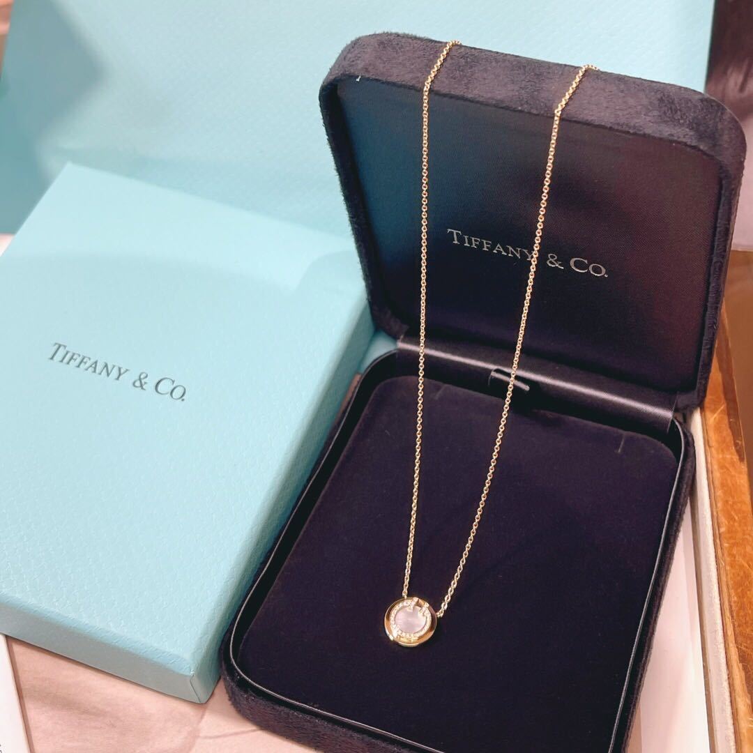 詳細な写真と価格については私に連絡してください。