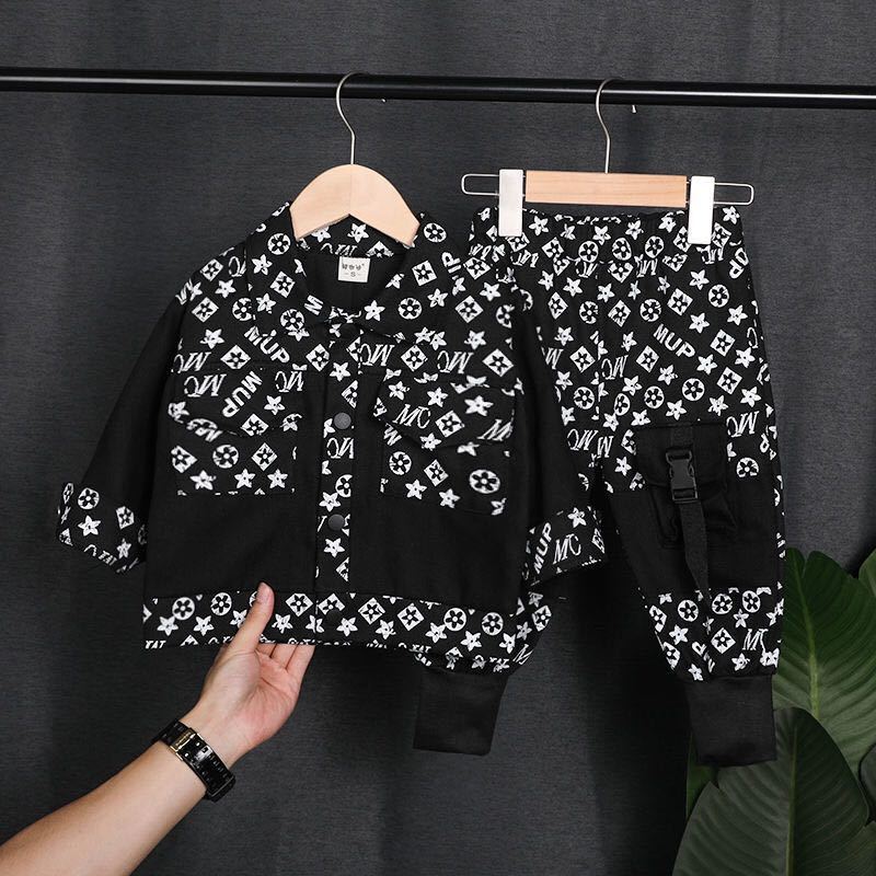 詳細な写真と価格については私に連絡してください。