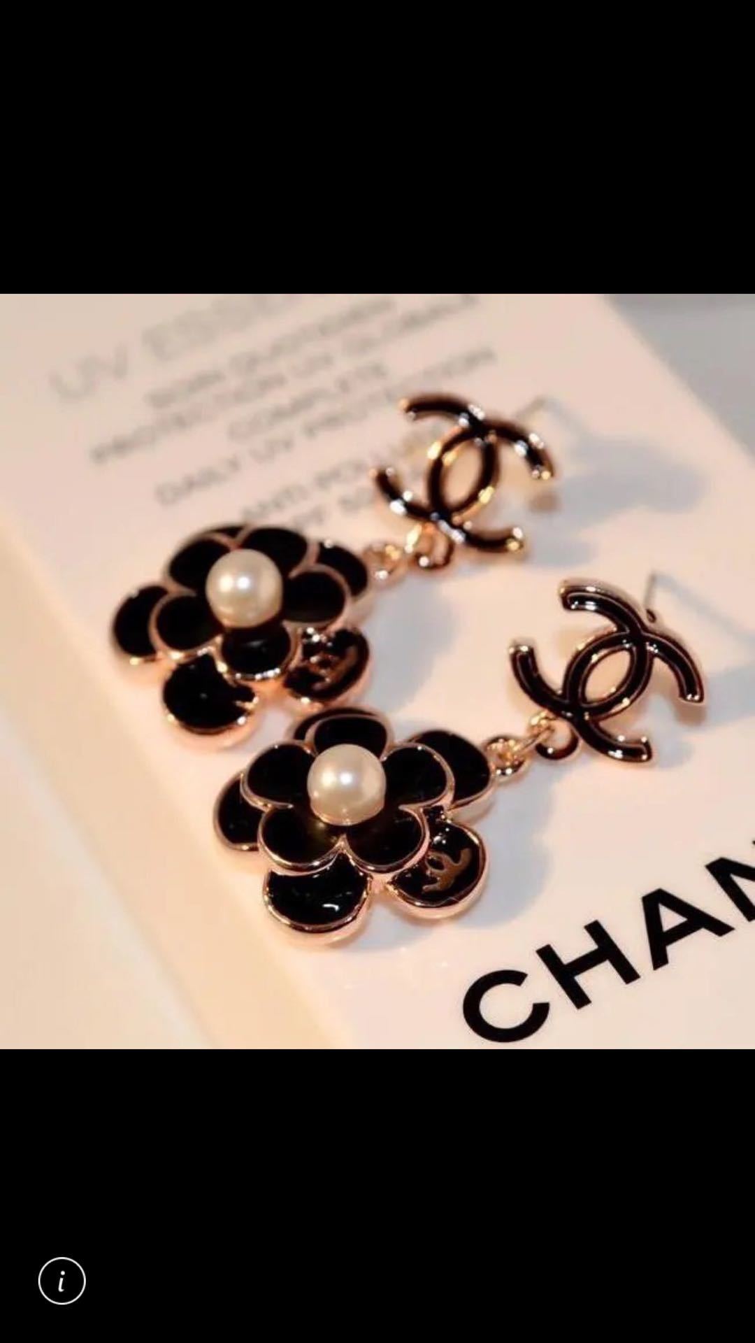 詳細な写真と価格については私に連絡してください