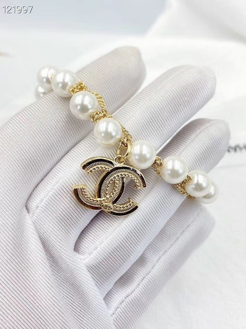 詳細な写真と価格については私に連絡してください