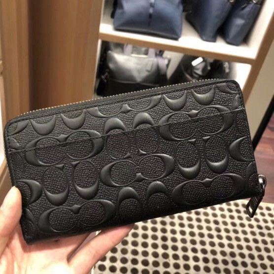 詳細な写真と価格については私に連絡してください