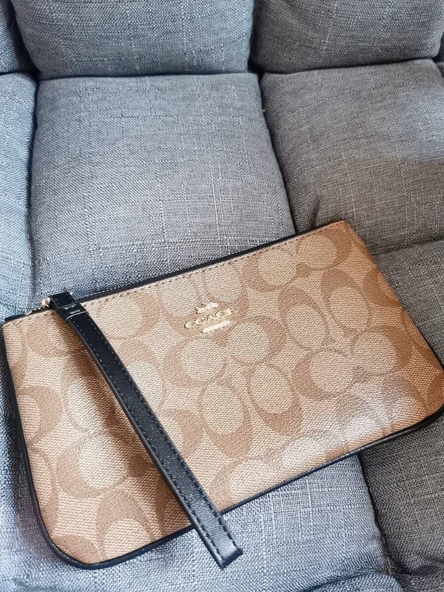 詳細な写真と価格については私に連絡してください