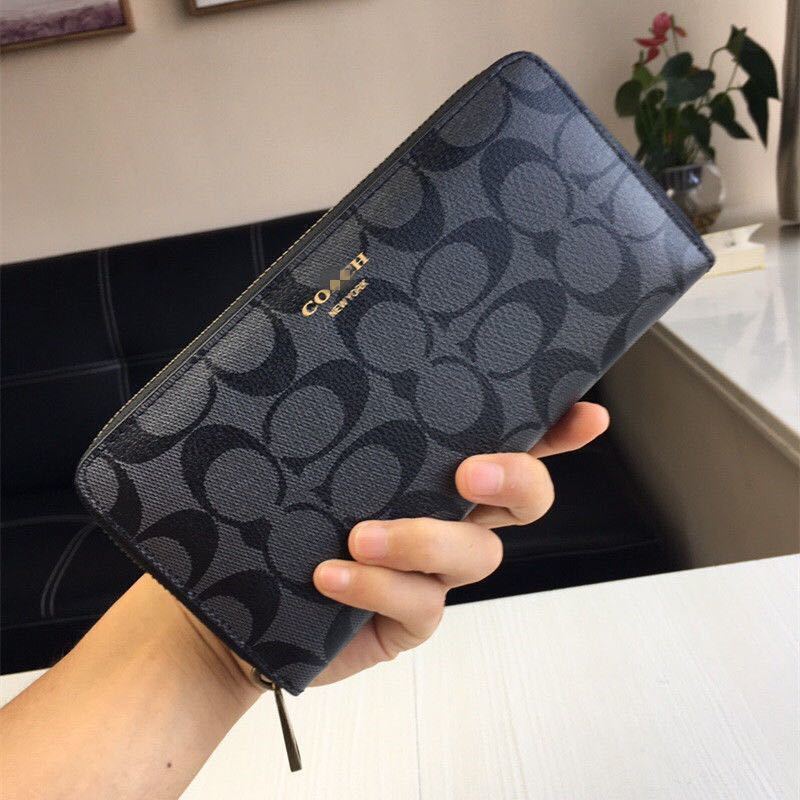 詳細な写真と価格については私に連絡してください