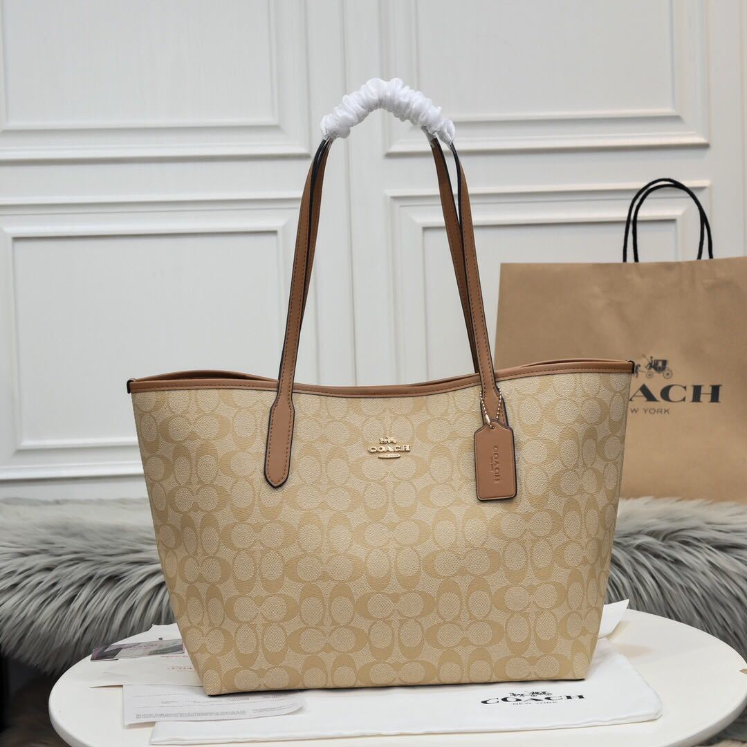 詳細な写真と価格については私に連絡してください