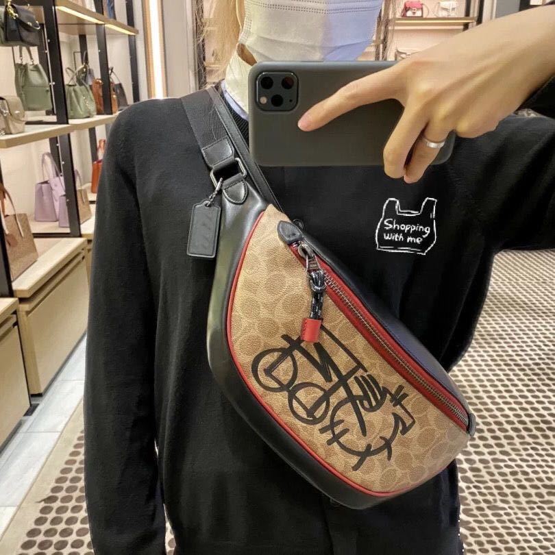 詳細な写真と価格については私に連絡してください。