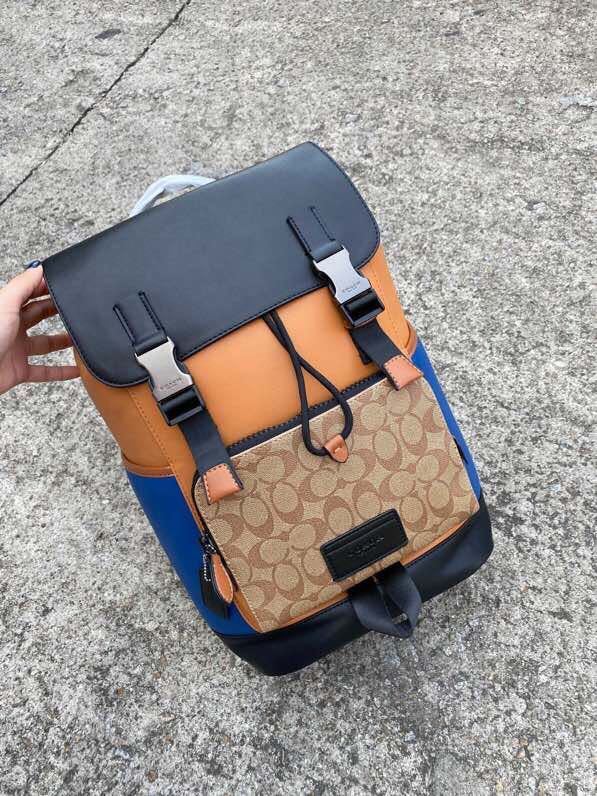 詳細な写真と価格については私に連絡してください