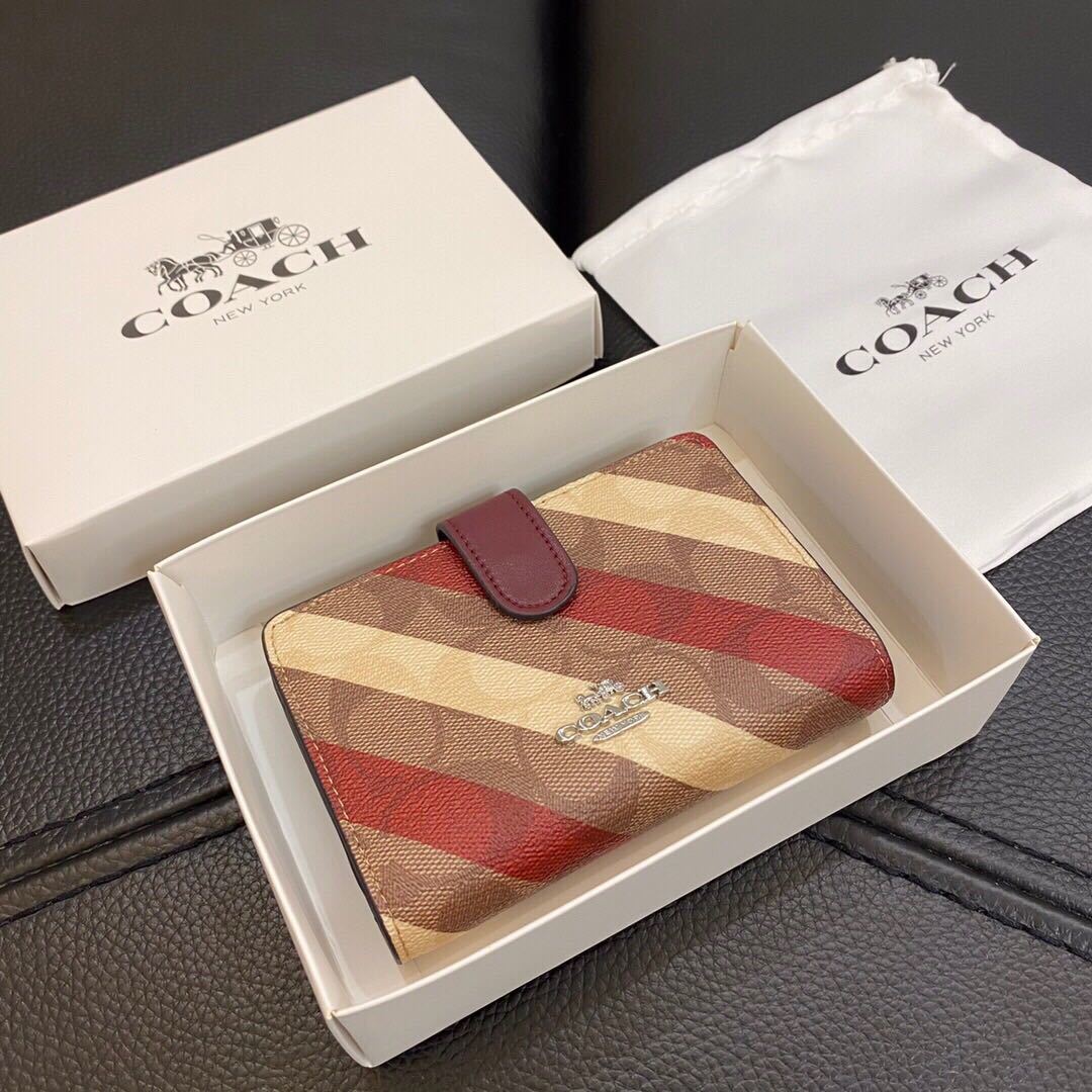 詳細な写真と価格については私に連絡してください