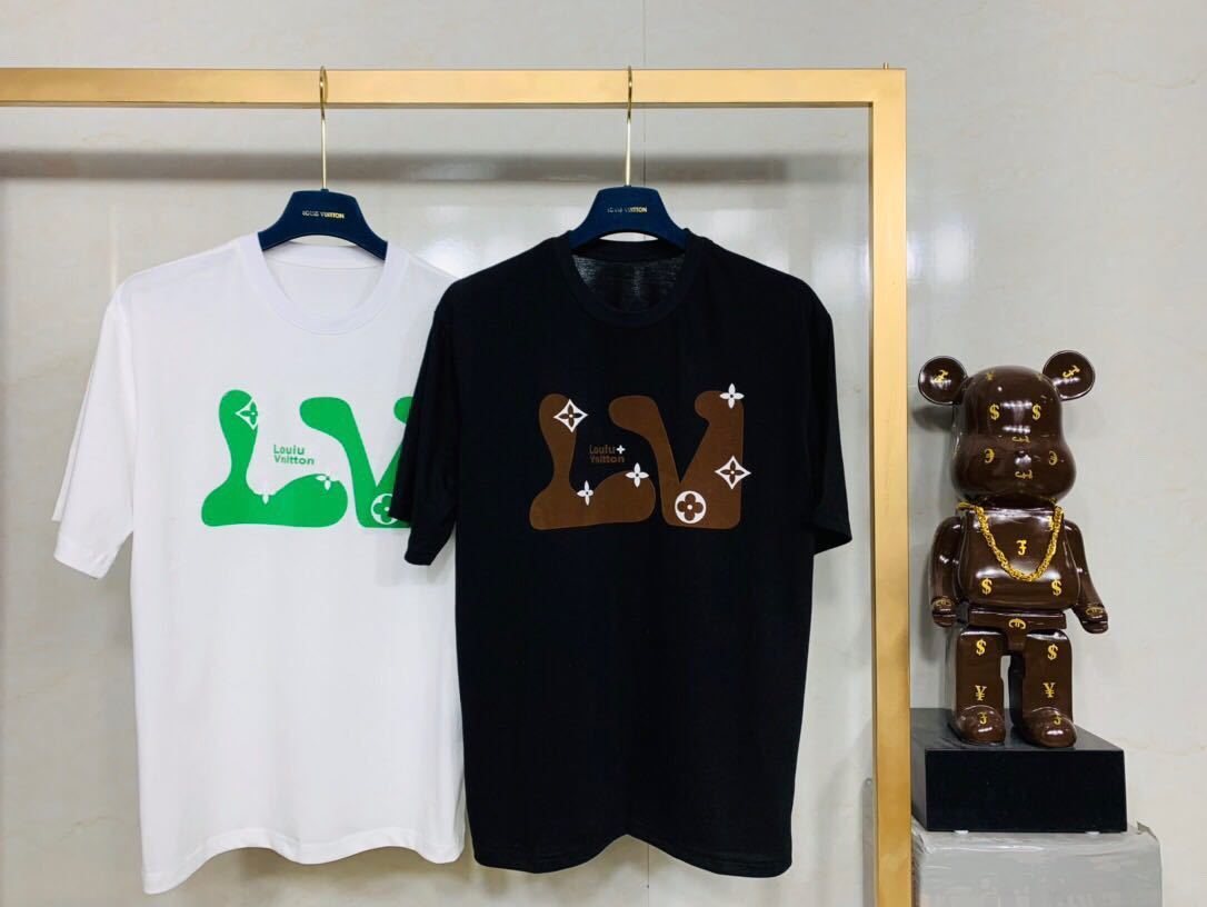 詳細な写真と価格については私に連絡してください。